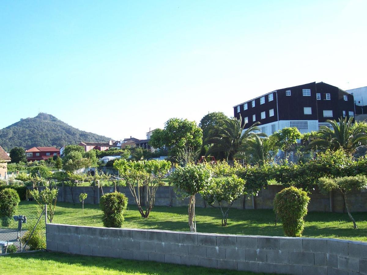 Apartamentos Blanco Y Negro A Guarda Ngoại thất bức ảnh