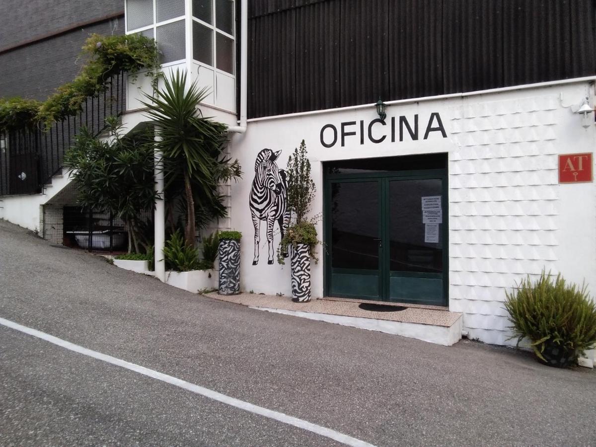 Apartamentos Blanco Y Negro A Guarda Ngoại thất bức ảnh