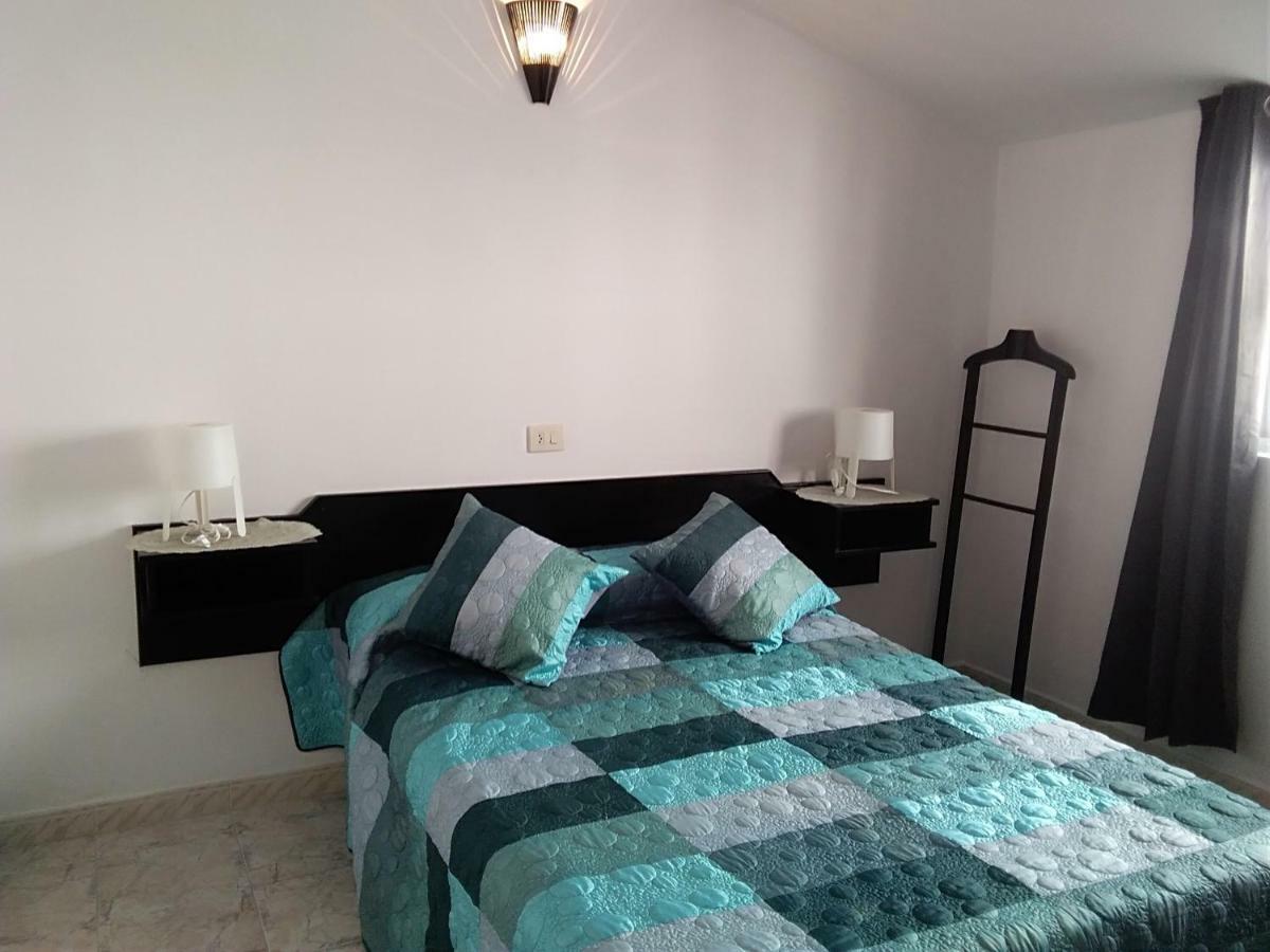 Apartamentos Blanco Y Negro A Guarda Ngoại thất bức ảnh