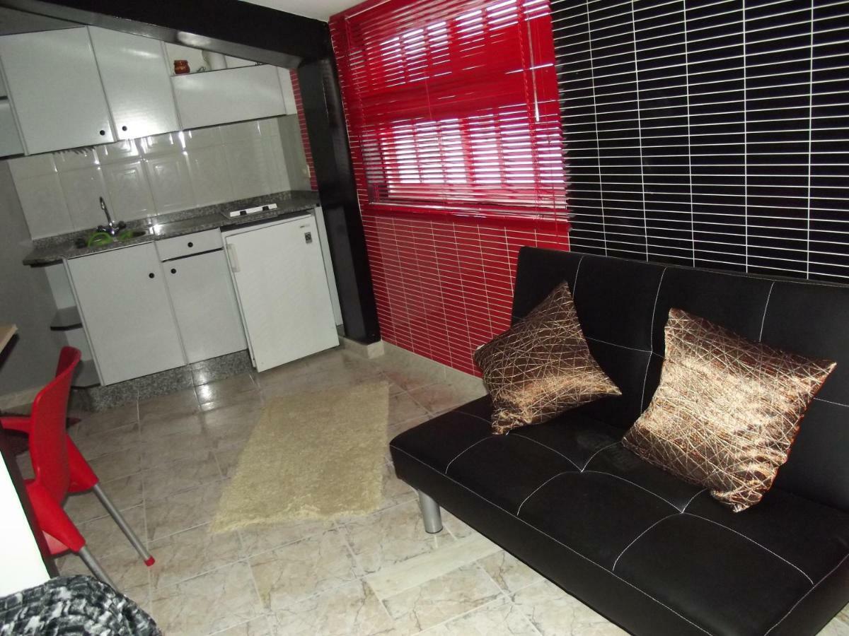 Apartamentos Blanco Y Negro A Guarda Ngoại thất bức ảnh